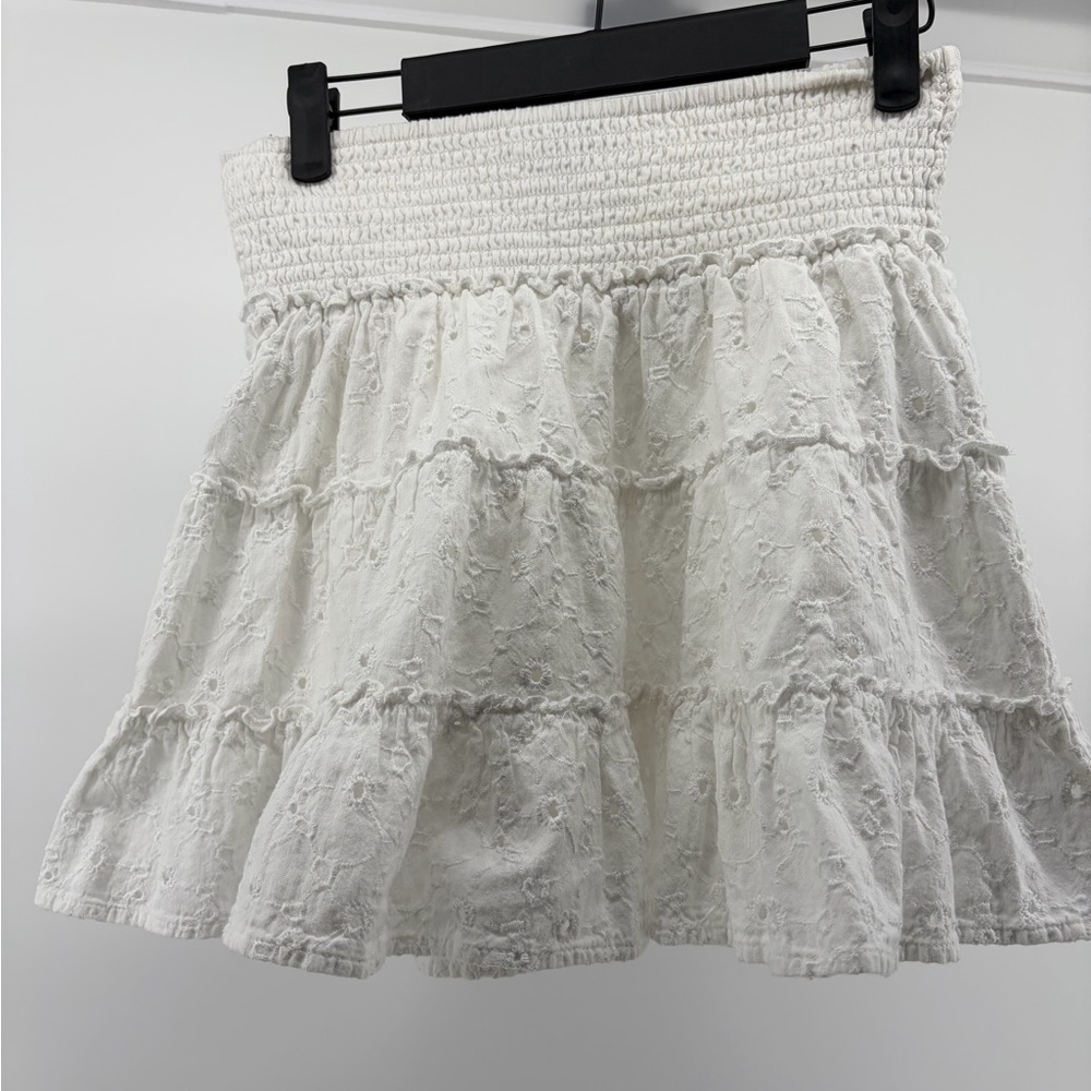 Y2K American Eagle White Eyelet Tiered XS White Skirt, Cotton‎ Linen Blend